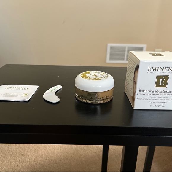 Eminence Organic Balancing Moisturizer, Duo. Green Tea/cheek Hydrator 2oz - Picture 1 of 4